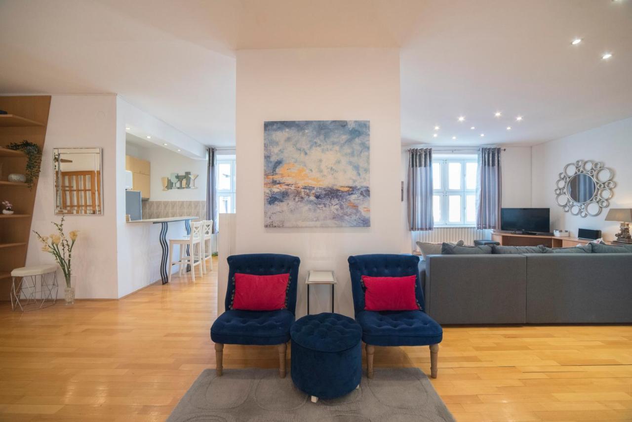 Octogon Apartment Zagreb Exterior photo