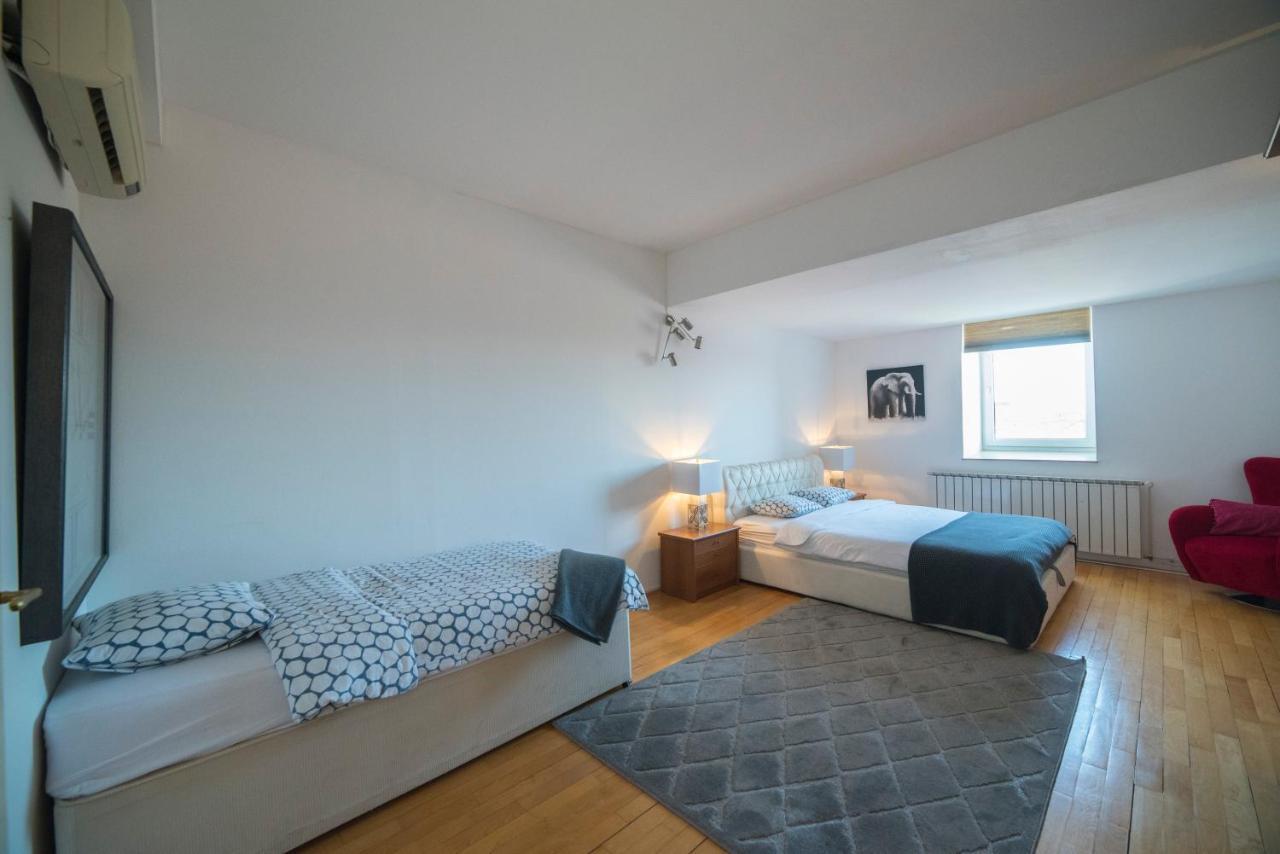 Octogon Apartment Zagreb Exterior photo