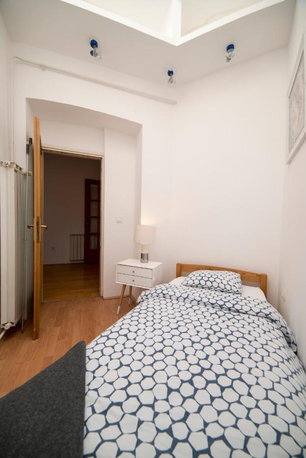 Octogon Apartment Zagreb Exterior photo
